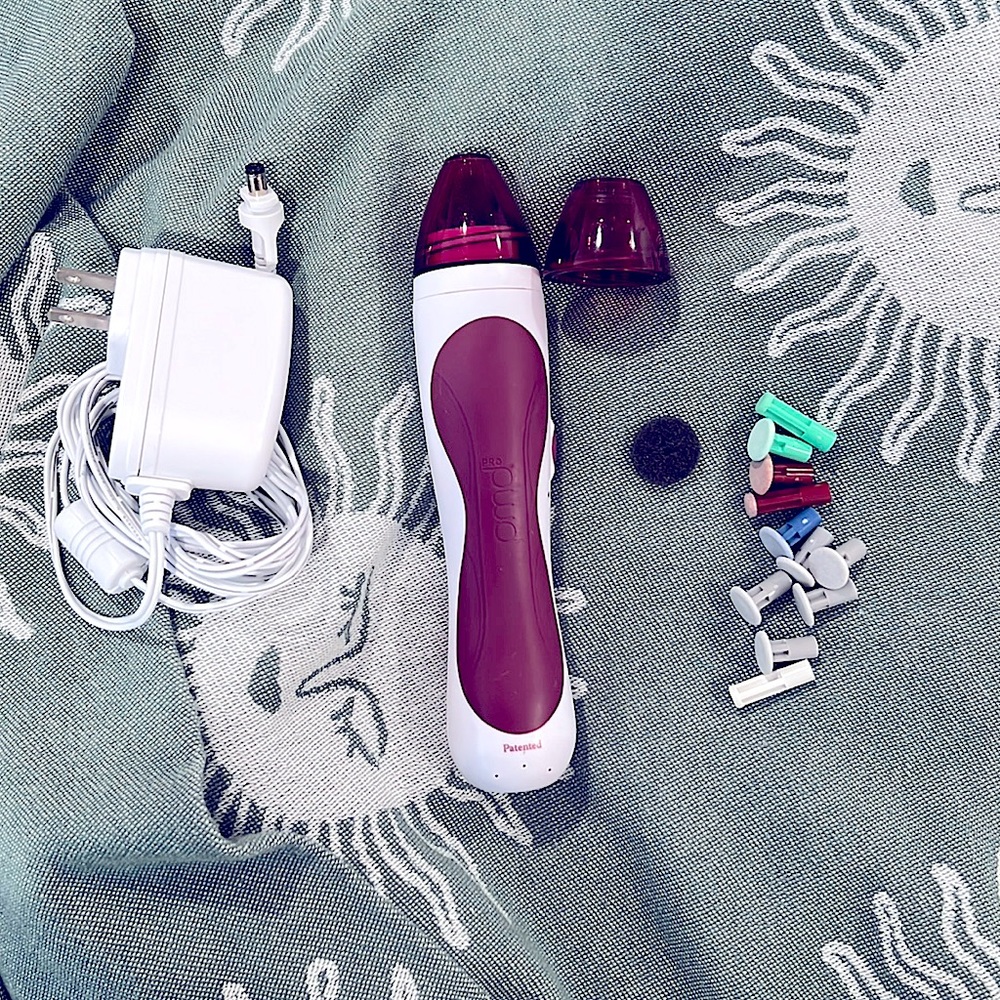 PMD Pro Personal Microdermabrasion Pro EUC Berry